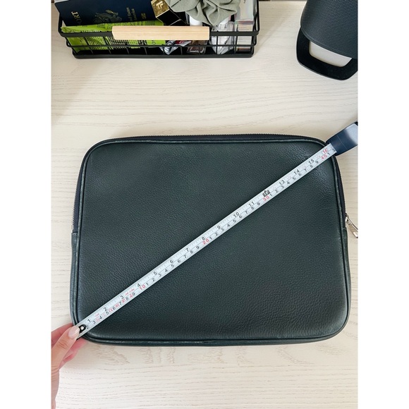 LV Blue Laptop Case/Zip Portfolio - Picture 10 of 12